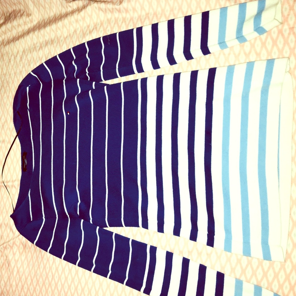 Tommy Hilfiger long sleeves sweater